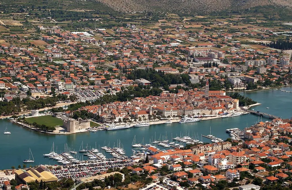 Apartment Eva Trogir