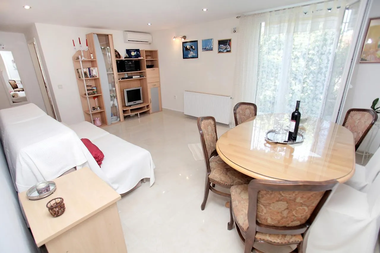 Apartment Eva Trogir Kroatië