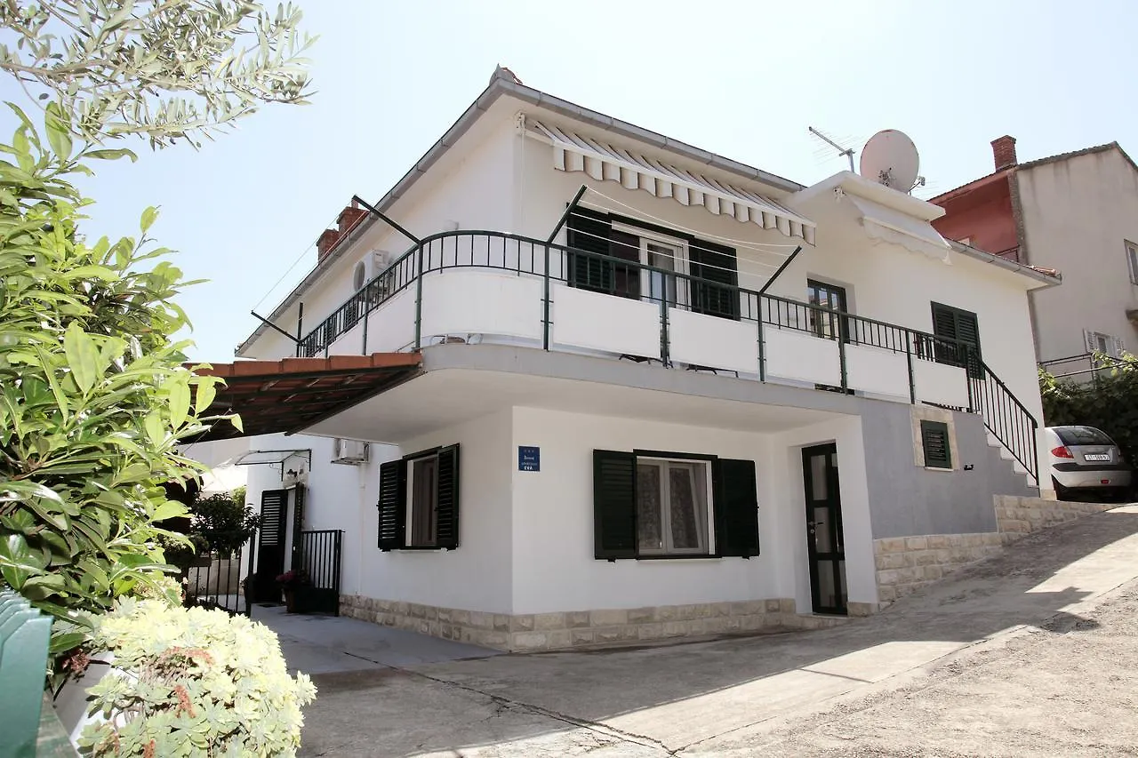 Apartment Eva Trogir Kroatië